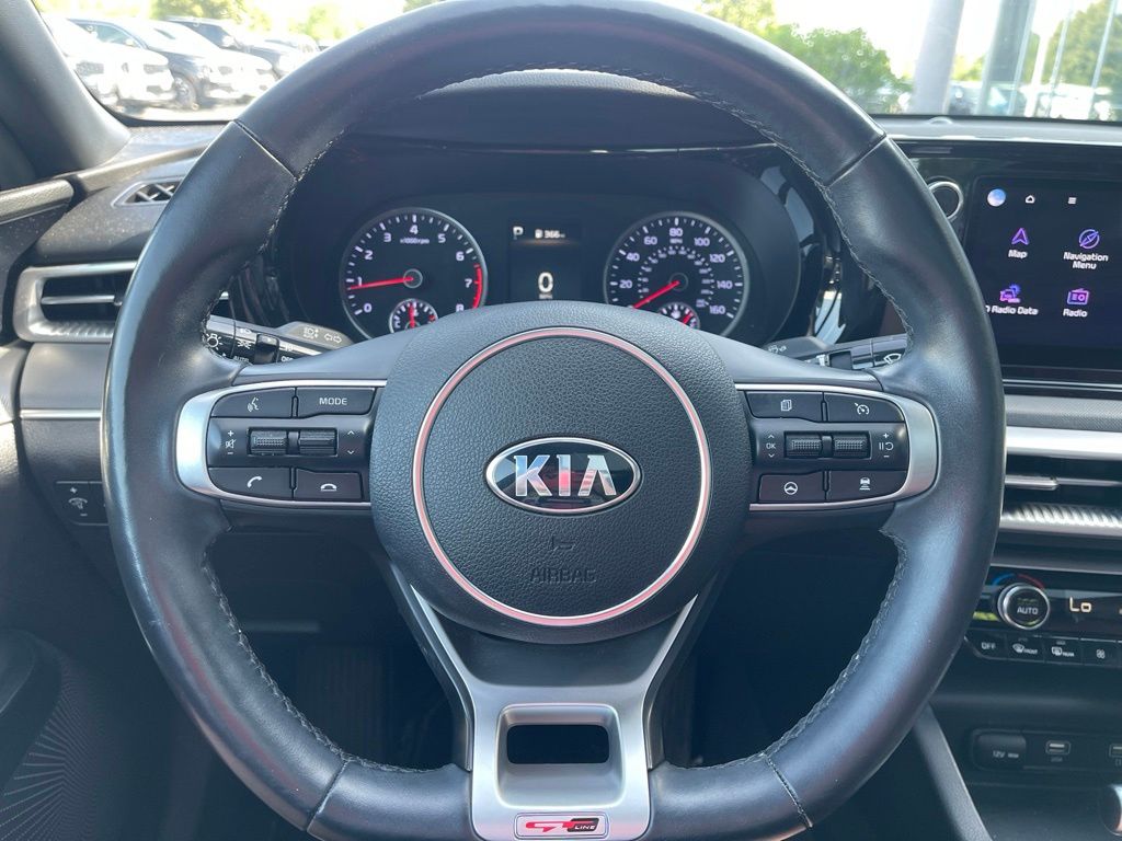 Certified Used 2021 Wolf Gray Kia GT-Line image 12
