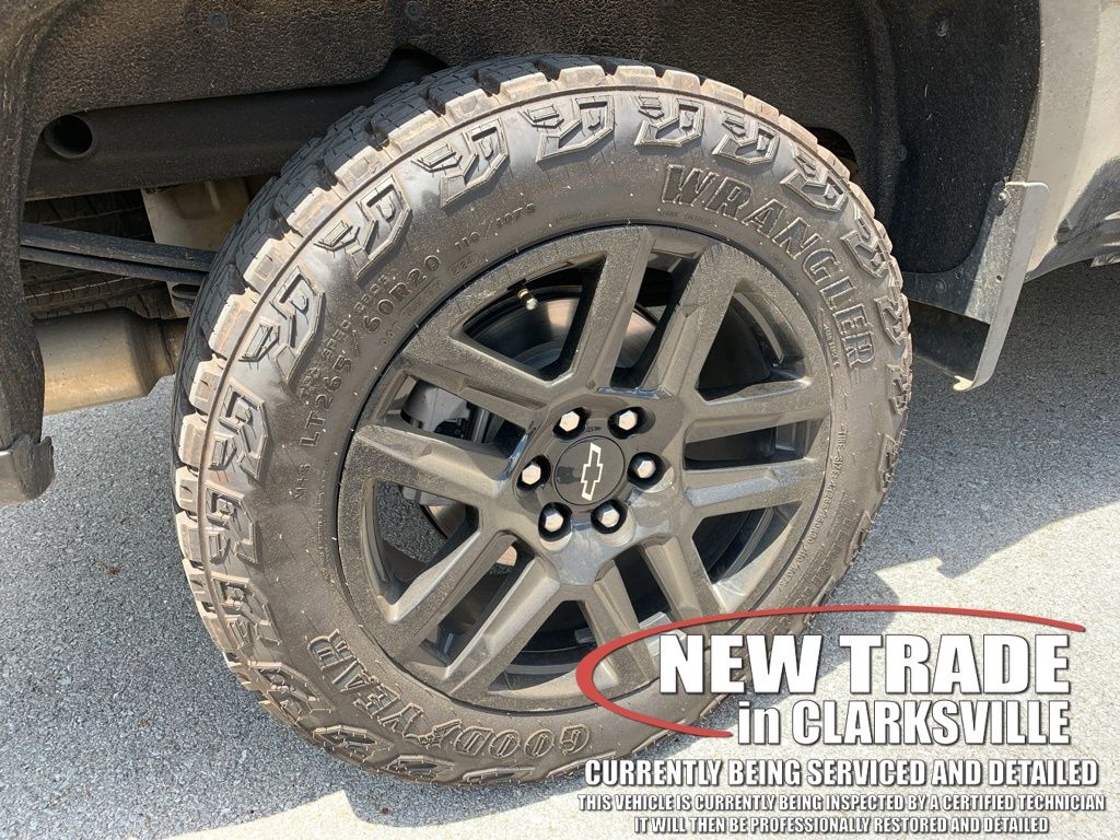 View vehicle photo 5