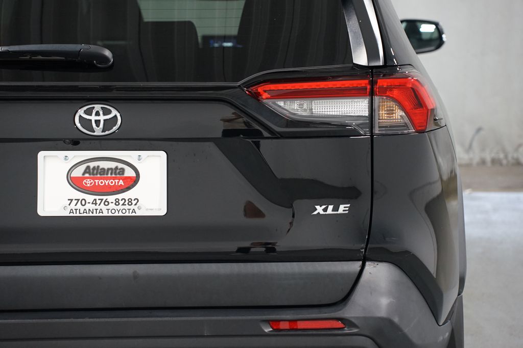 Thumbnail: 2024 Toyota RAV4 - 10