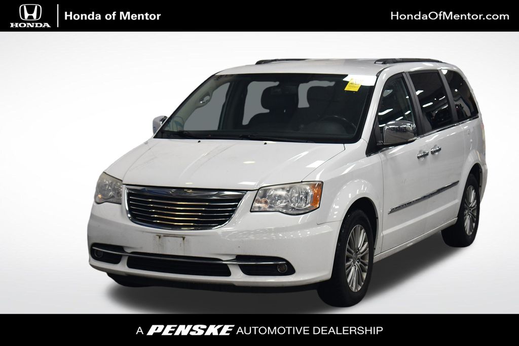 2014 Chrysler Town & Country Touring -
                  Mentor, OH