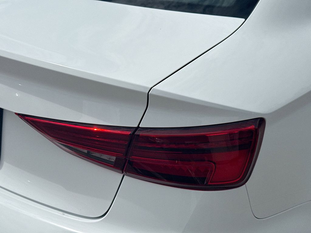 Used 2019 White Audi 2.0T Premium image 27