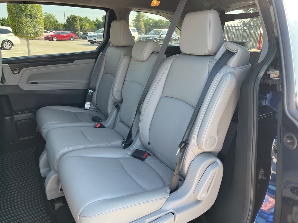 Thumbnail: 2022 Honda Odyssey - 24