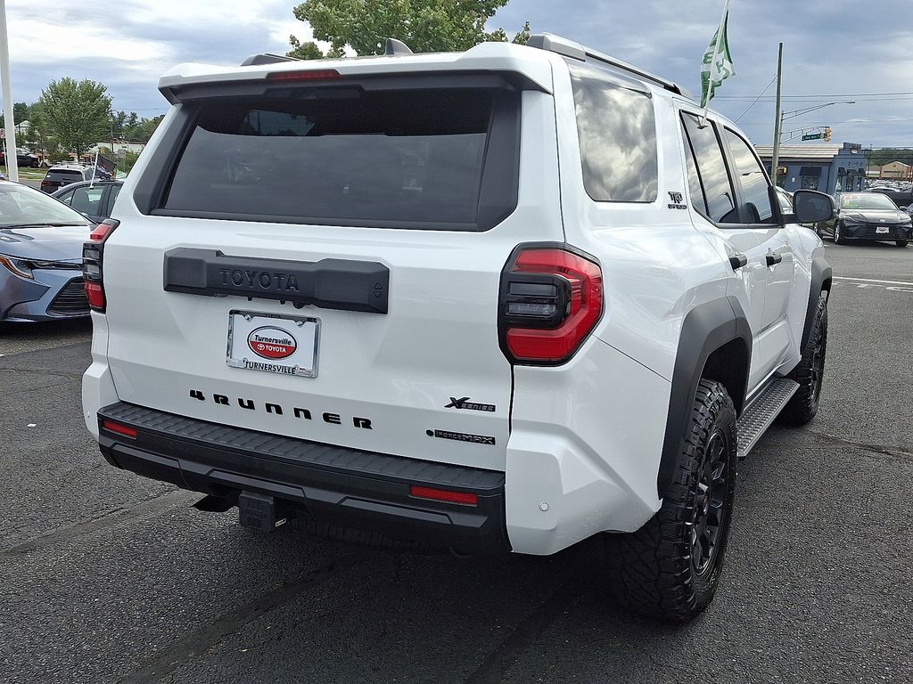 Thumbnail: 2025 Toyota 4Runner - 6