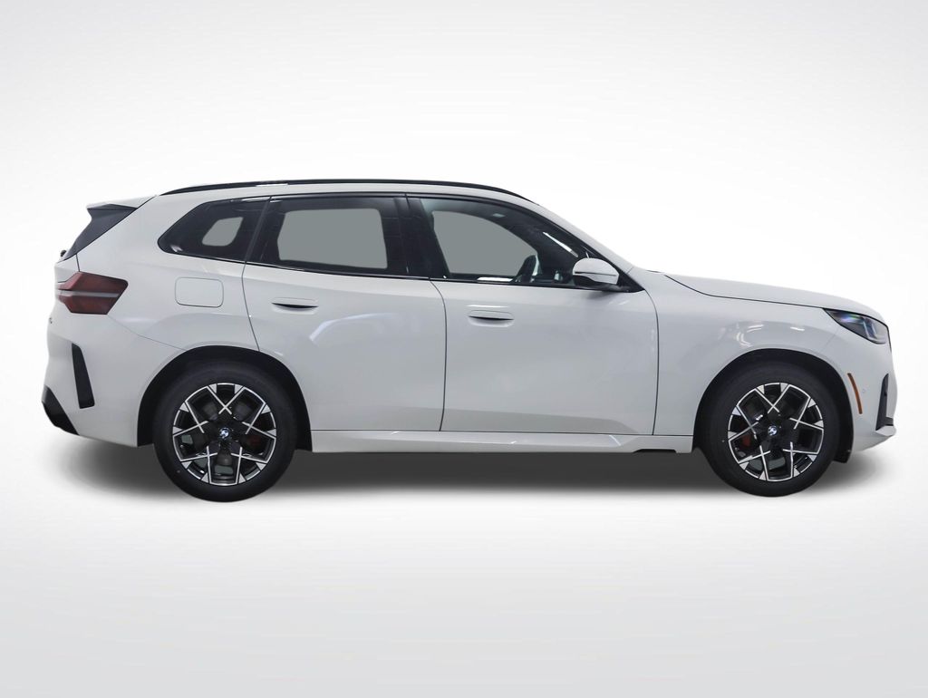 Thumbnail: 2026 BMW X3 - 6