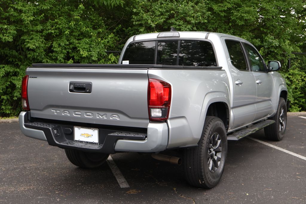 Thumbnail: 2019 Toyota Tacoma - 8