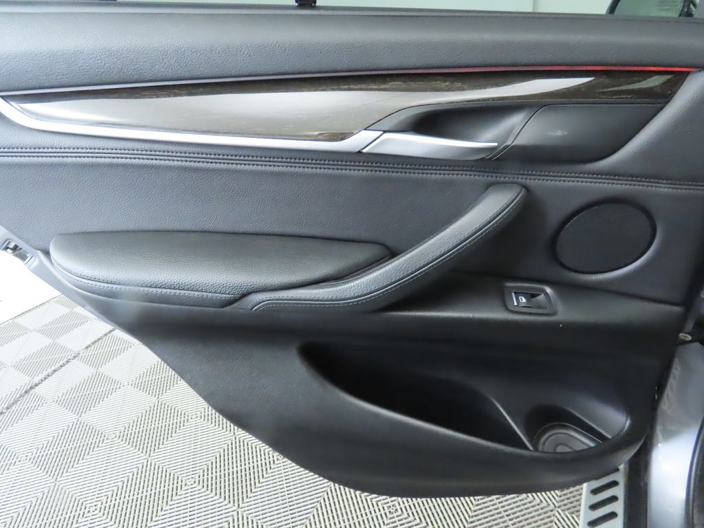2014 BMW X5 xDrive35i 27