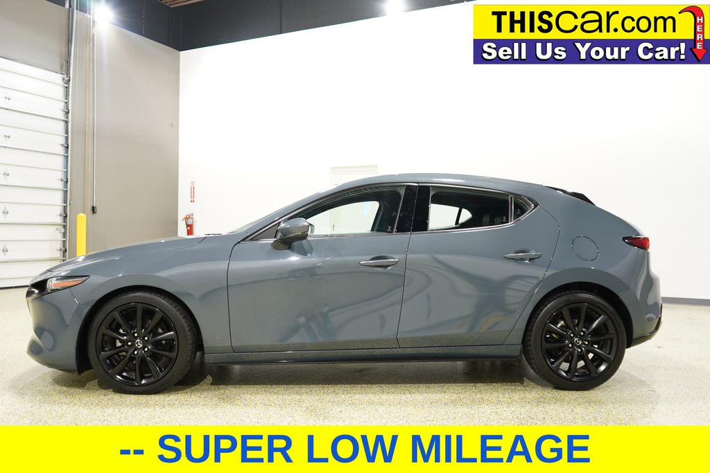 2019 Mazda Mazda3 Premium photo 4