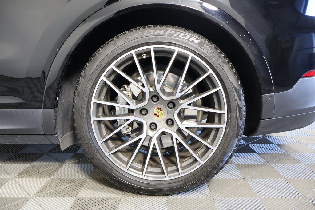 Thumbnail: 2019 Porsche Cayenne - 14