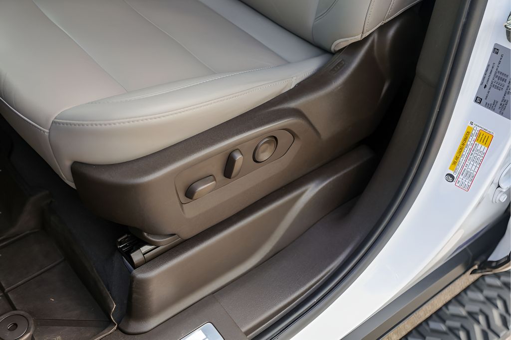 Used Car 2022 Chevrolet Tahoe  Z71 For Sale Under $60,000 In Austin, Texas