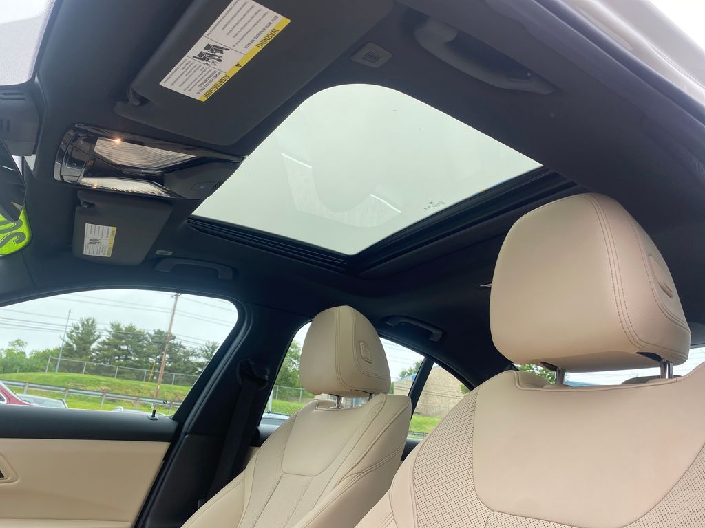 2024 BMW 3 Series 330i xDrive White at South Hills CDJR