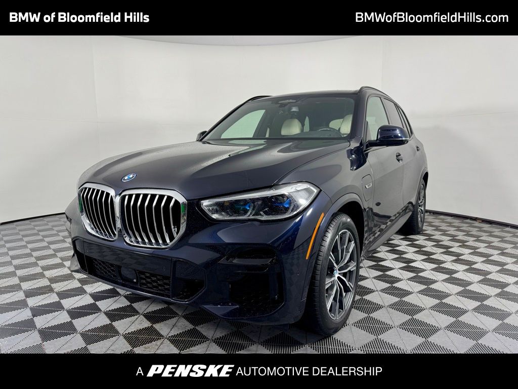 2022 BMW X5 xDrive45e -
                Bloomfield Hills, MI