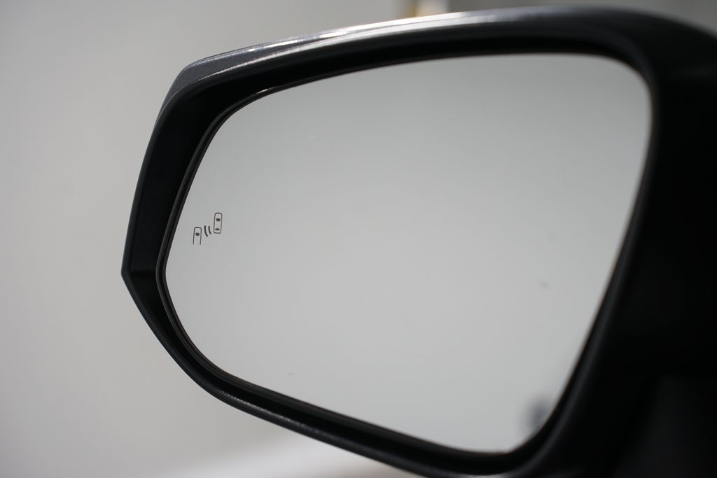 Thumbnail: 2025 Toyota RAV4 - 26