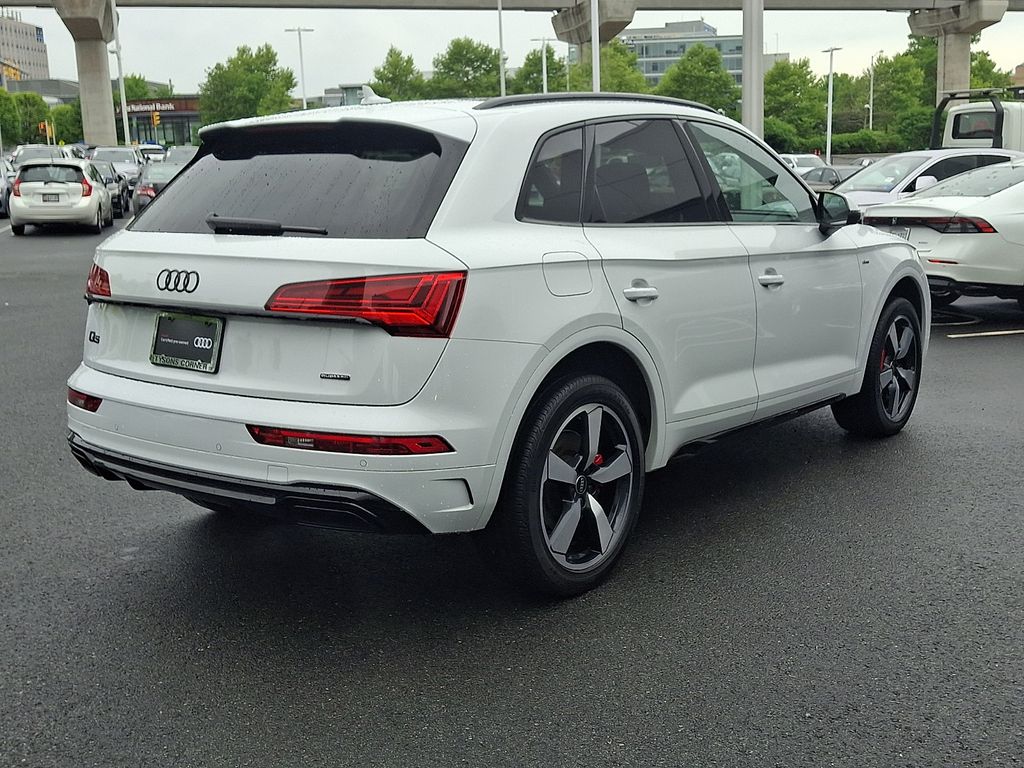 Thumbnail: 2024 Audi Q5 - 4