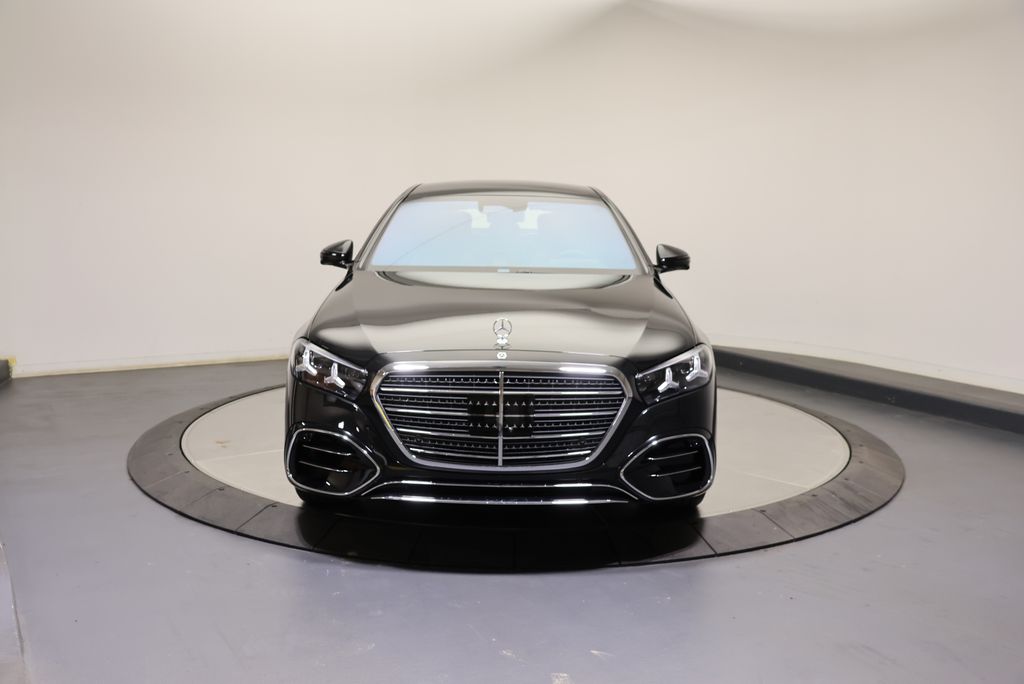 Thumbnail: 2027 Mercedes-Benz S-Class - 2