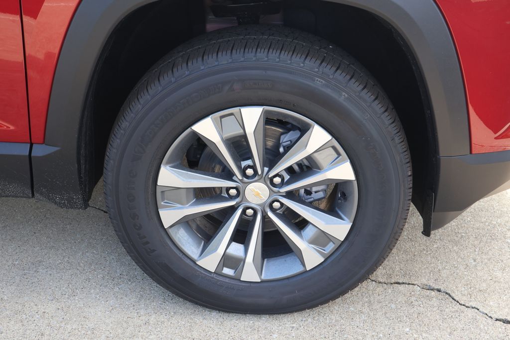 Thumbnail: 2027 Chevrolet Equinox - 11