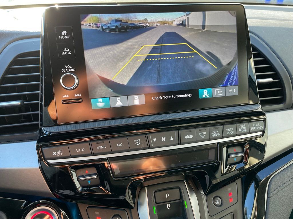 Thumbnail: 2025 Honda Odyssey - 17