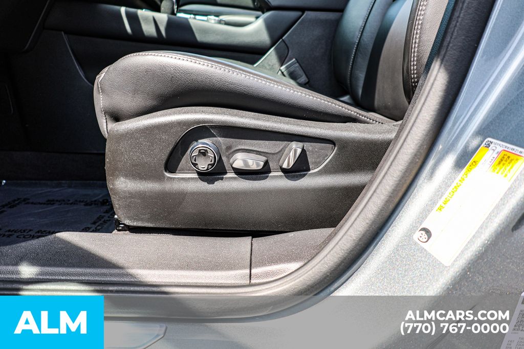 Used 2024 Silver Cadillac Premium Luxury image 25