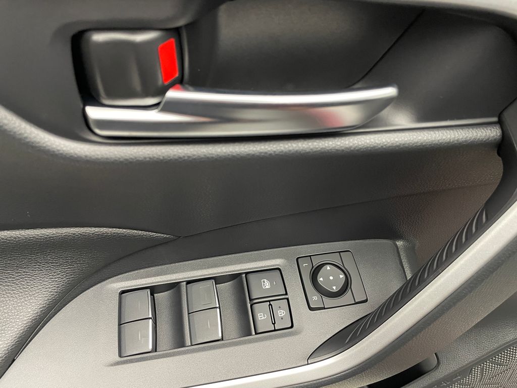 Thumbnail: 2025 Toyota RAV4 - 10