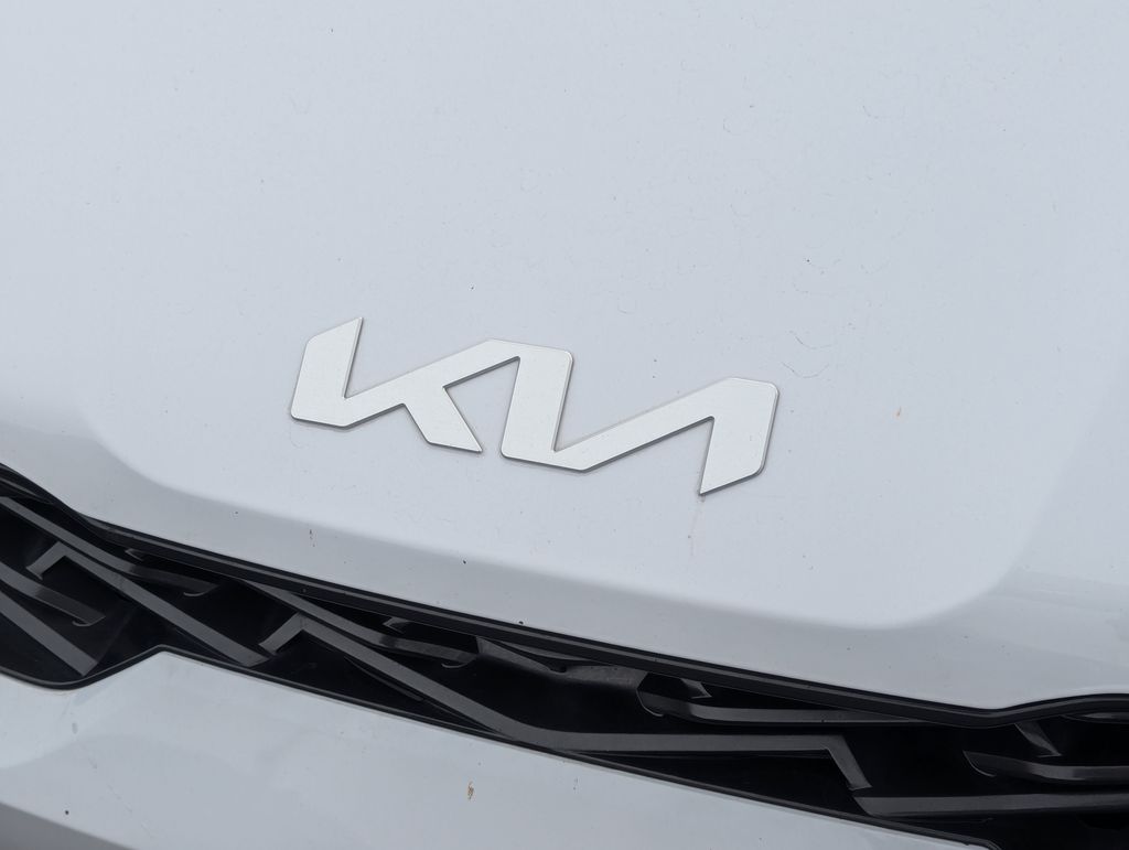 2022 Kia K5 GT-Line 11