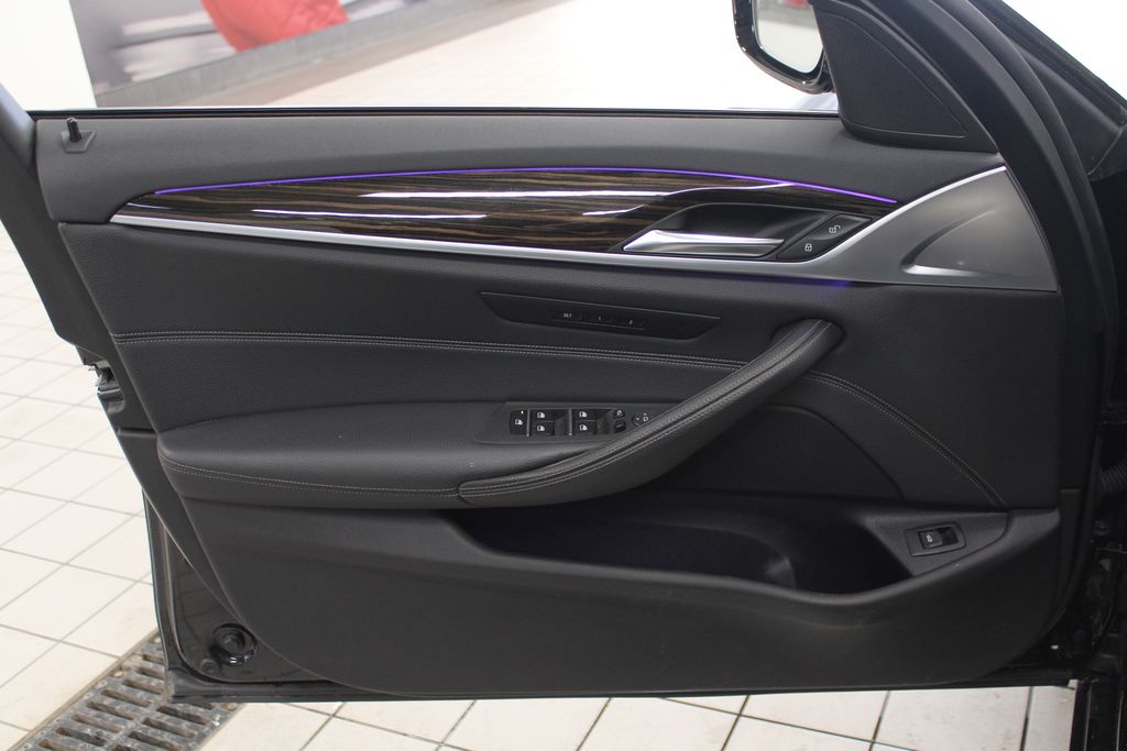 Thumbnail: 2019 BMW 5 Series - 13