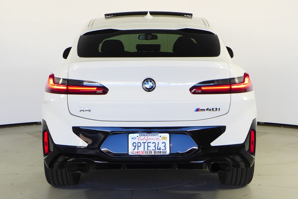 Thumbnail: 2025 BMW X4 - 8
