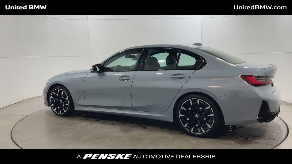 Thumbnail: 2025 BMW 3 Series - 6