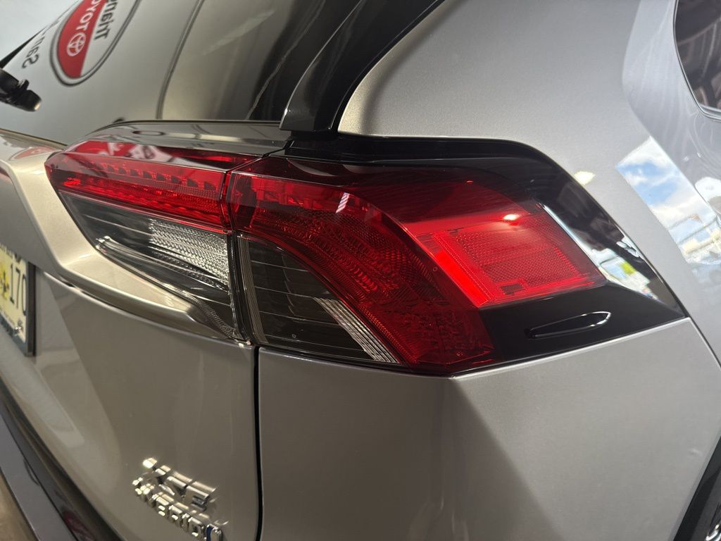 Thumbnail: 2023 Toyota RAV4 - 18