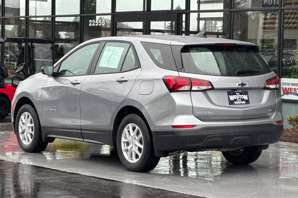 used 2024 Chevrolet Equinox car, priced at $22,917