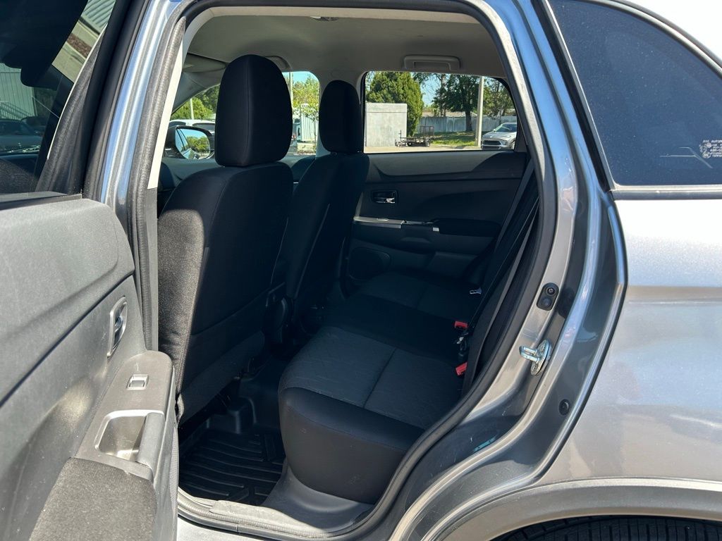 Used 2021 Gray Mitsubishi 2.0 SE image 55