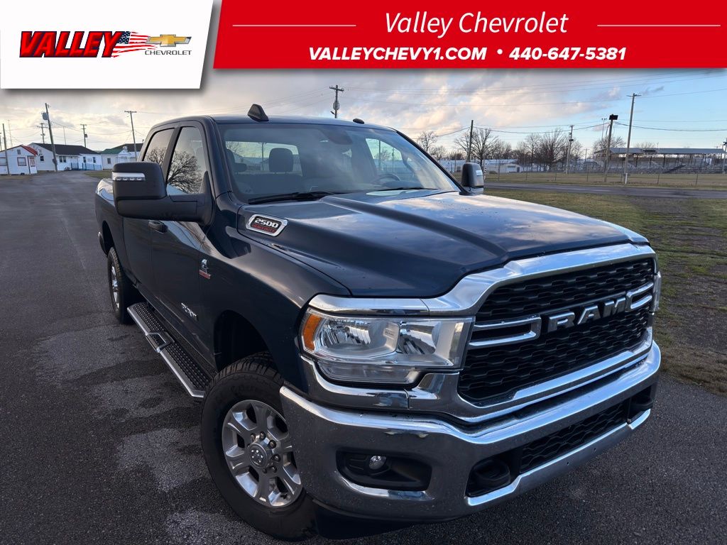 2024 RAM 2500 Big Horn Crew Cab 4WD