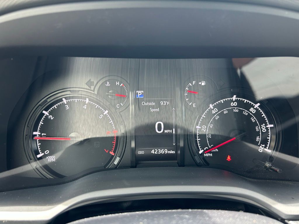 2022 Toyota 4Runner SR5 16