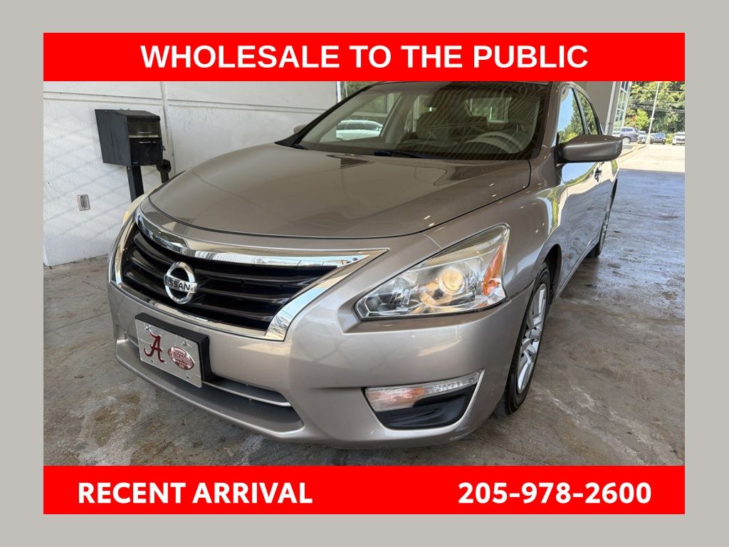 Saharan Stone Metallic 2014 Nissan Altima Sedan Front-Wheel Drive Continuously Variable Transmission