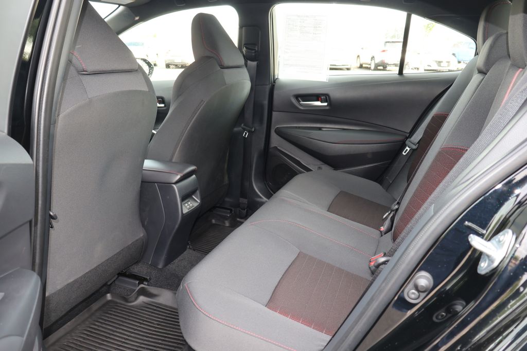 2024 Toyota Corolla SE 23
