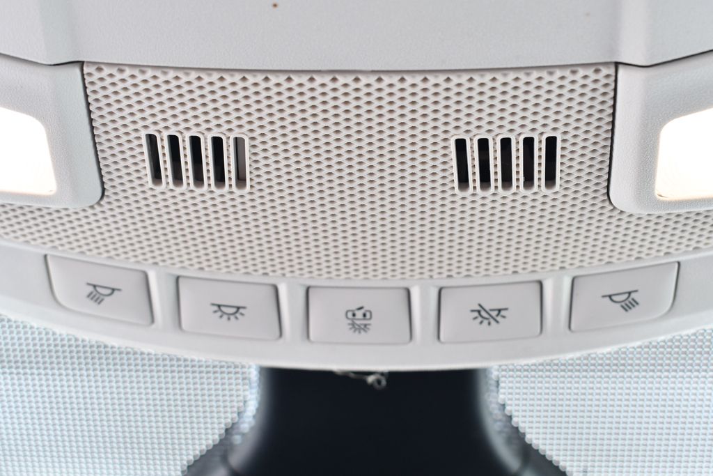 Used 2023 Gray Ford SEL image 34