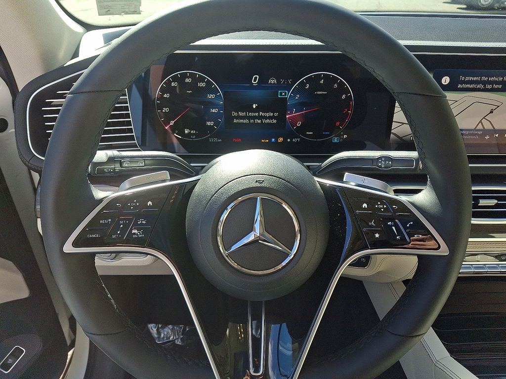 Thumbnail: 2026 Mercedes-Benz GLE - 14