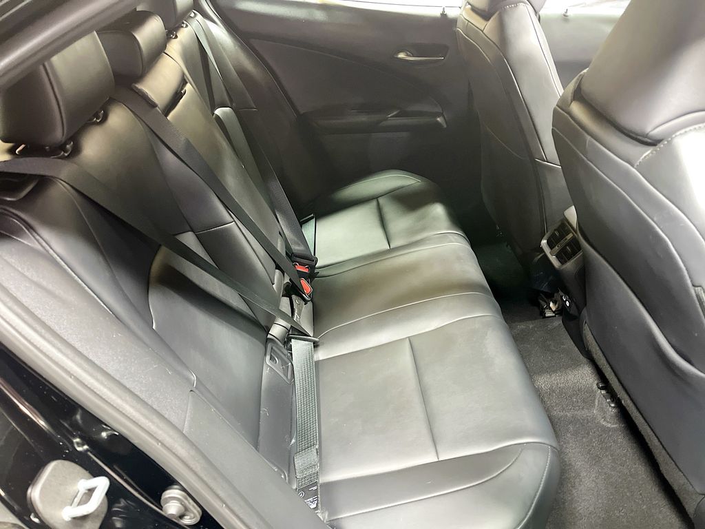 Used 2025 Obsidian Lexus 300h F SPORT Design image 28