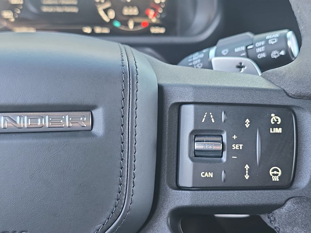 Certified Used 2023  Land Rover Carpathian Edition image 18