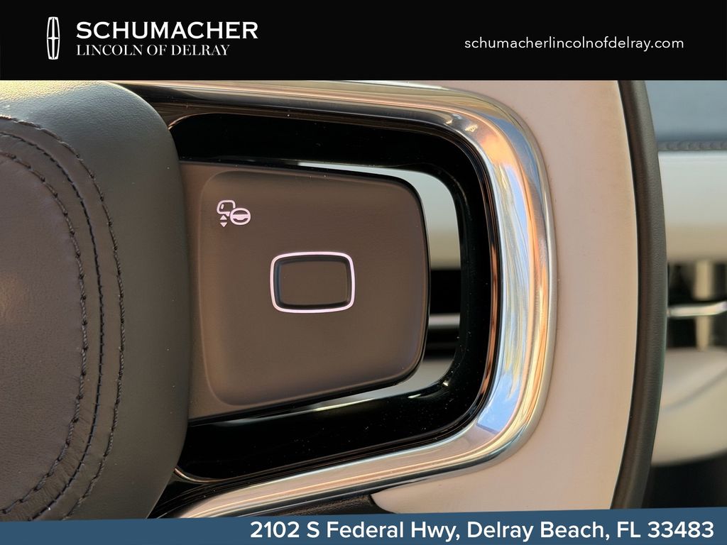 new 2026 Lincoln Navigator car, priced at $97,189