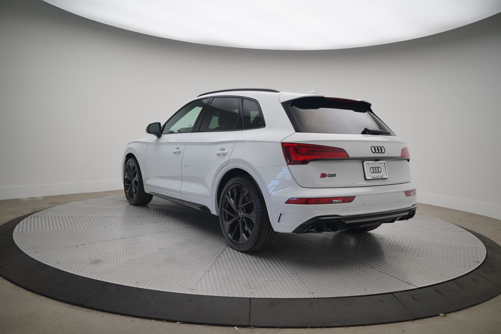 2025 Audi SQ5  4