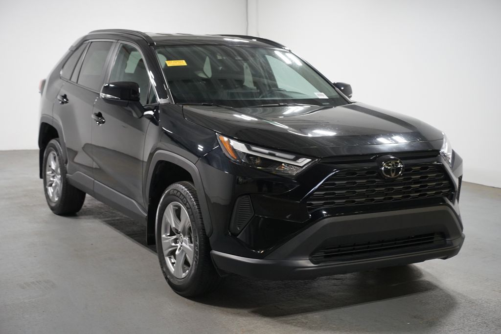 Thumbnail: 2024 Toyota RAV4 - 3