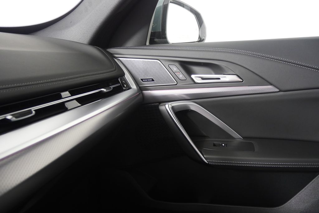 Thumbnail: 2026 BMW X1 - 24