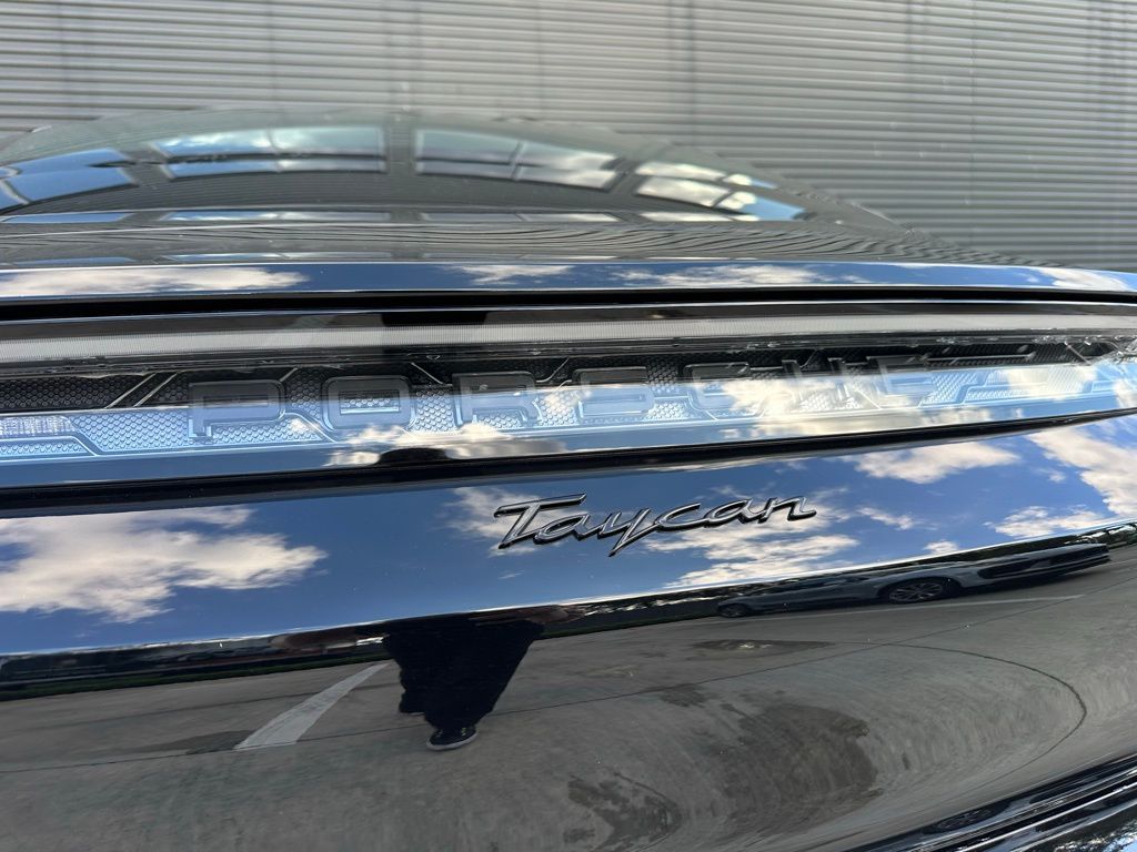 Thumbnail: 2025 Porsche Taycan - 13