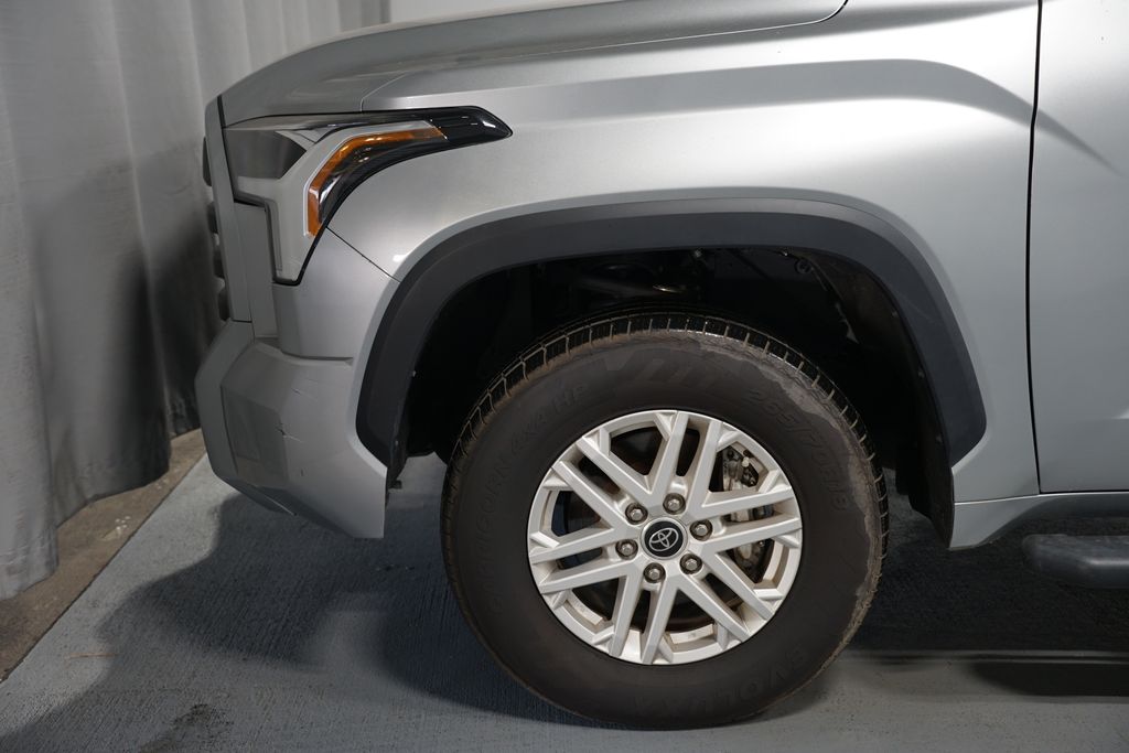 Thumbnail: 2022 Toyota Tundra - 5