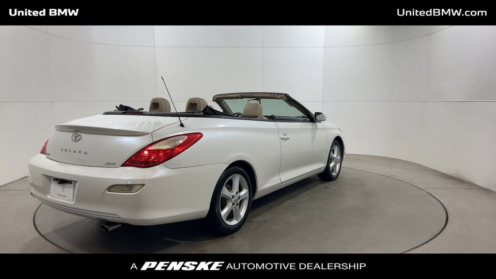 Thumbnail: 2007 Toyota Camry Solara - 8