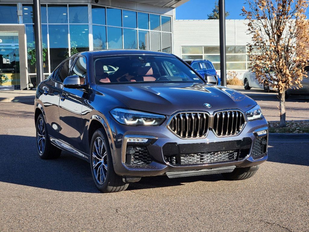 2020 BMW X6 M50i 2