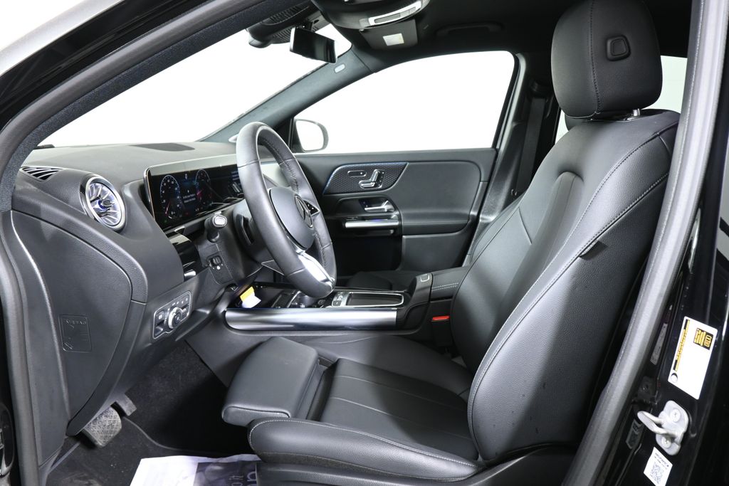 Thumbnail: 2025 Mercedes-Benz GLA - 3