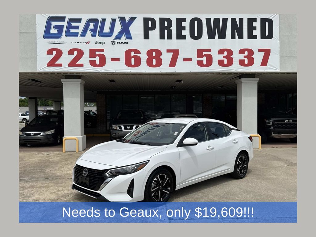 White (Fresh Powder) 2025 Nissan Sentra SV FWD Sedan Front-Wheel Drive Continuously Variable Transmission