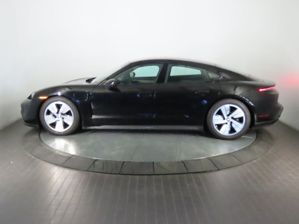 Thumbnail: 2024 Porsche Taycan - 2