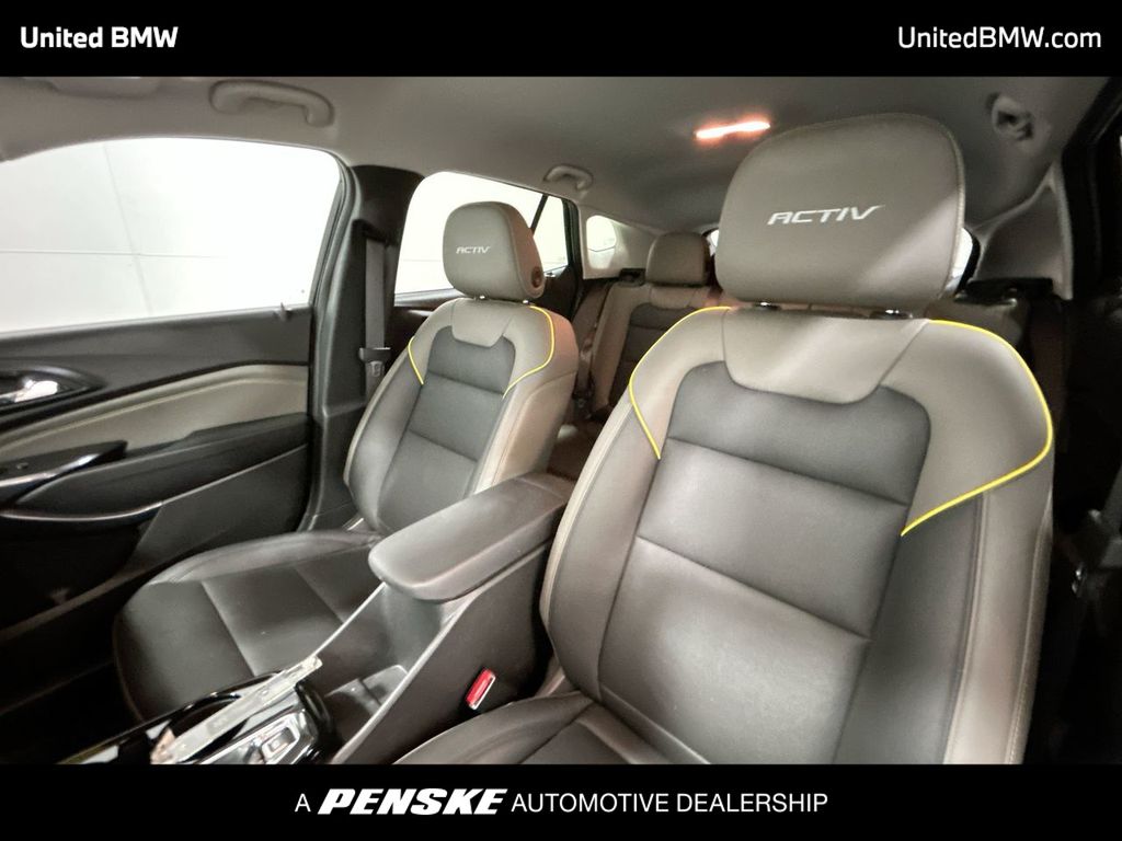 Thumbnail: 2024 Chevrolet Trax - 13