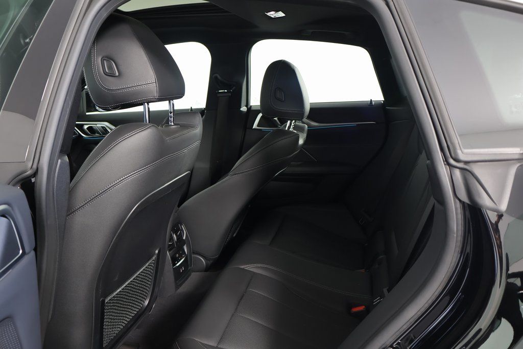 Thumbnail: 2023 BMW i4 - 11